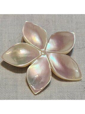 Vintage Mother Of Pearl Flower Brooch Pin With Pale Pink Hue Five Petal Design E
